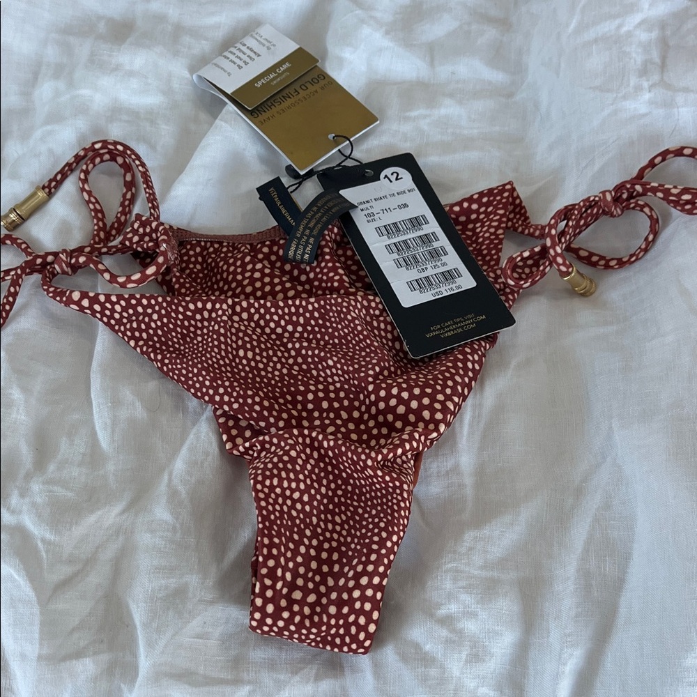 NWT granit shaye tie side bottom